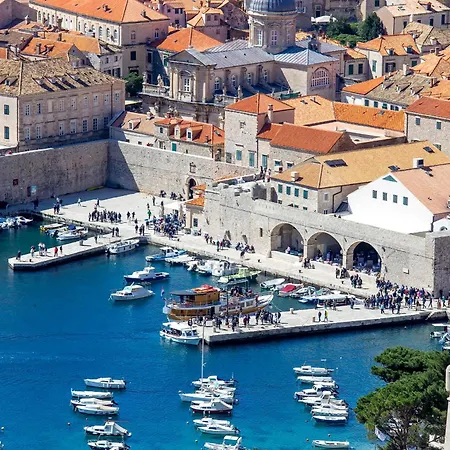 Ploce Apartamento