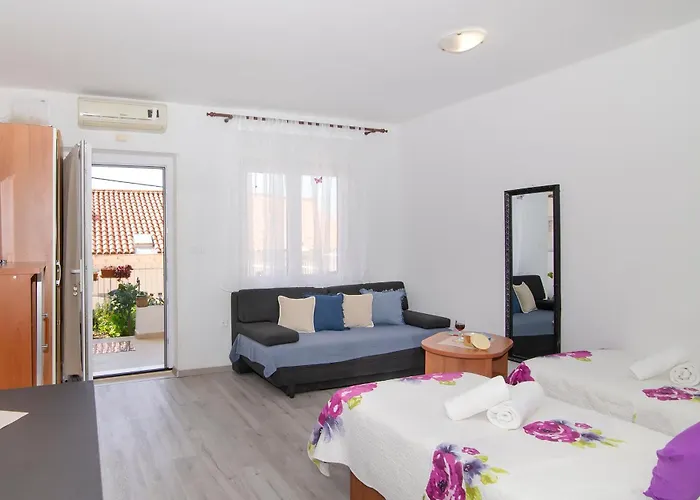 Ploce دوبروفينك