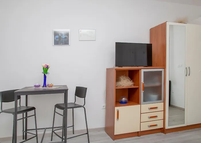 Ploce دوبروفينك